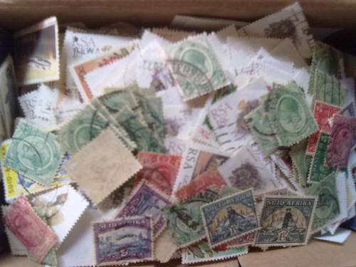 mixed box of about 1000 stamps